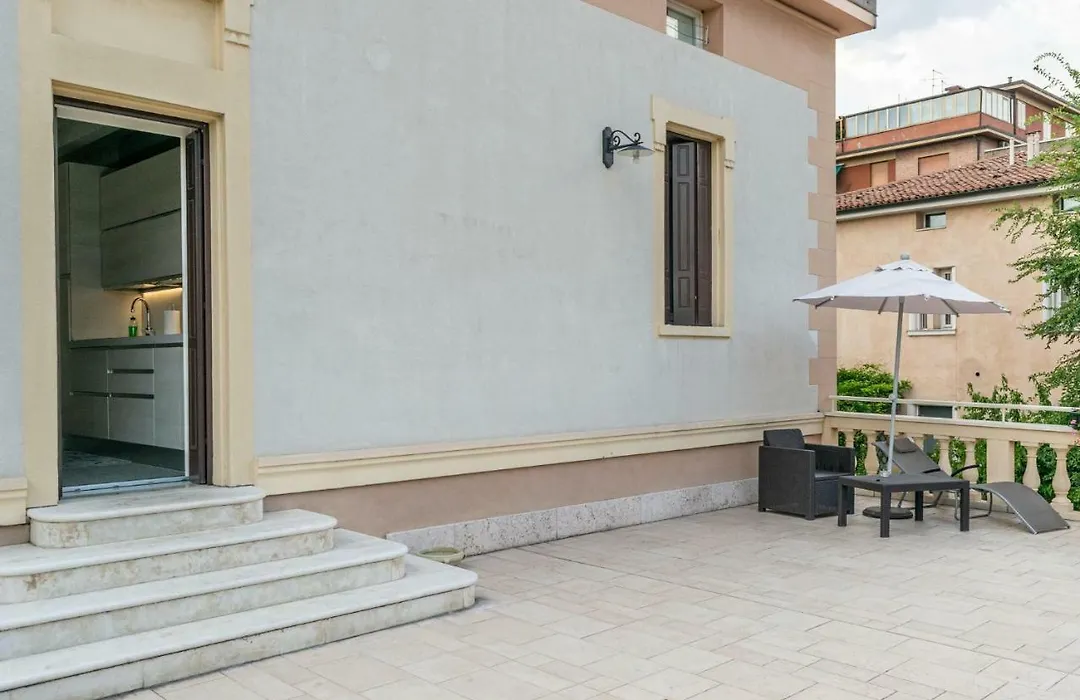 Juliet House-1